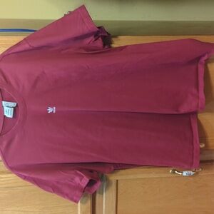 Adidas Woman's Tee Size 2X